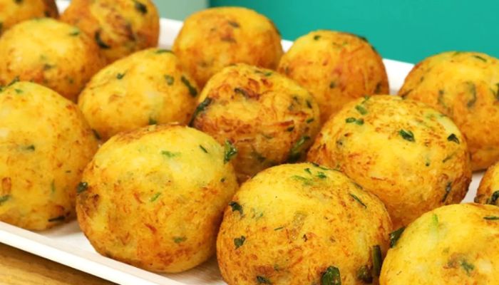 Como fazer Bolinho de batata fica bem sequinho e crocante