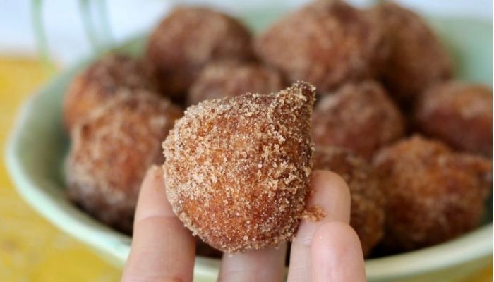 Como fazer Bolinho de leite condensado fica muito delicioso