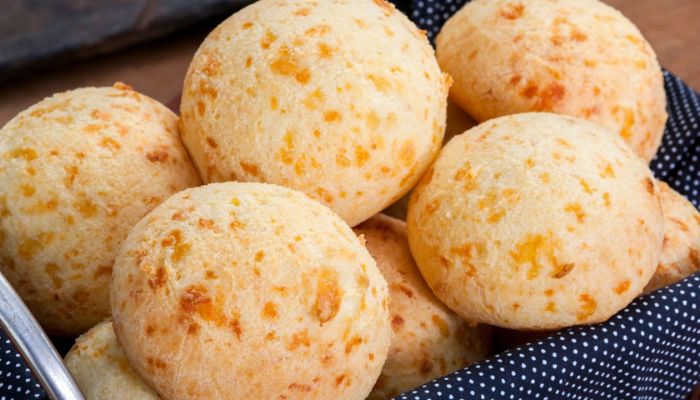 Faça Pão de Queijo de Tapioca sem lactose em apenas 20 minutos