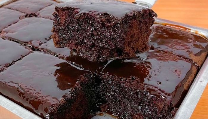 Aprenda a preparar Bolo de café com chocolate bem molhadinho