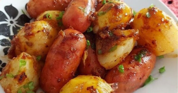 Linguiça com Batata na panela de Pressão Receitinha deliciosa
