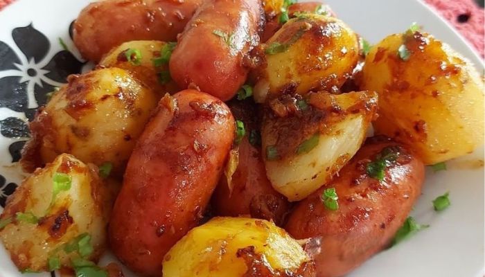 Linguiça com Batata na panela de Pressão Receitinha deliciosa