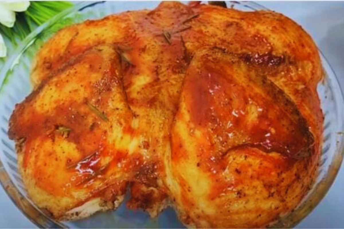 Frango inteiro de frigideira! Só faço Frango assim fica uma Delícia