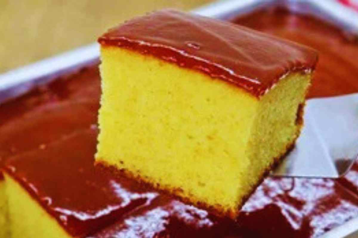 Bolo de Fubá com Goiabada Tradicional da vovó