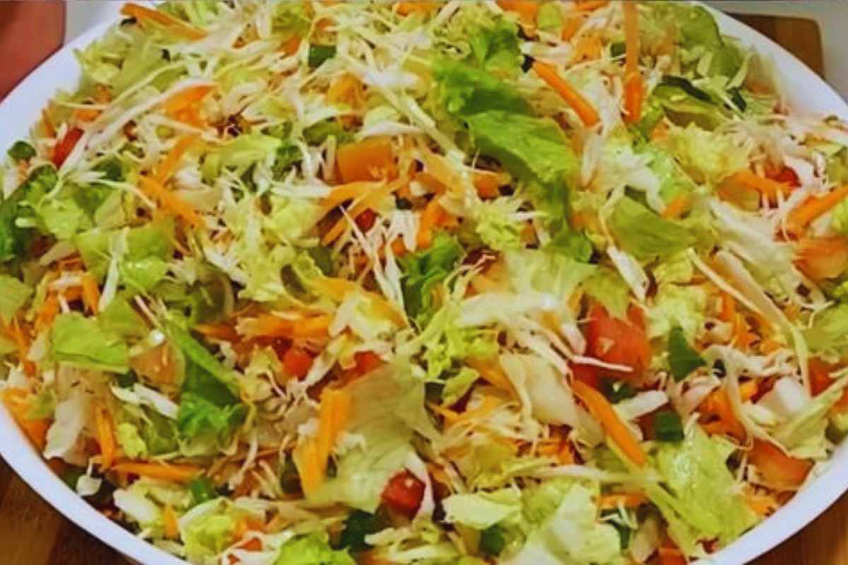 O Molho Perfeito que deixa a Sua Salada mais Saborosa