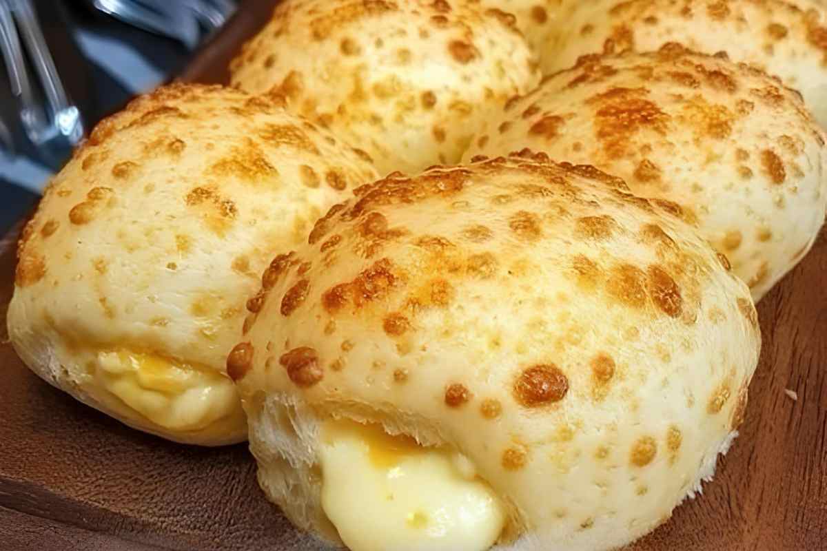 Pão de Queijo Recheado Caseiro! Uma Receita muito Deliciosa