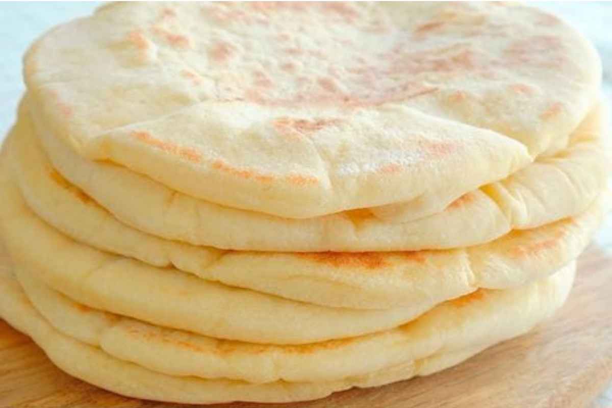 Pão Pita Macio e Fofo! Receitinha Fácil e Rápida para o café