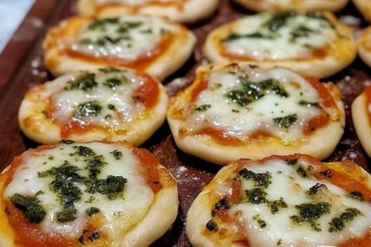 Mini Pizzas Caseiras! Guia Completo para Fazer essa Delícia em Casa