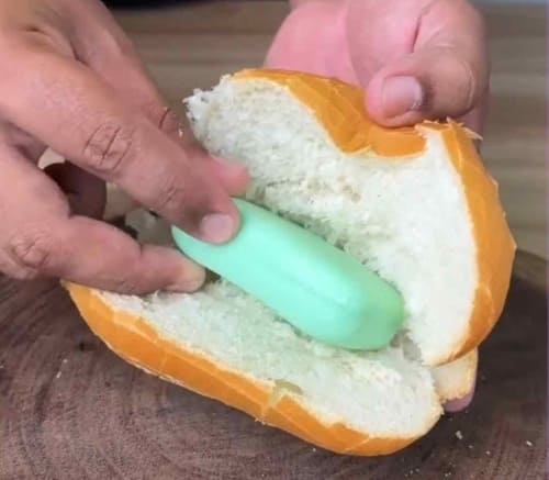 Sabonete no pão para acabar com baratas e ratos